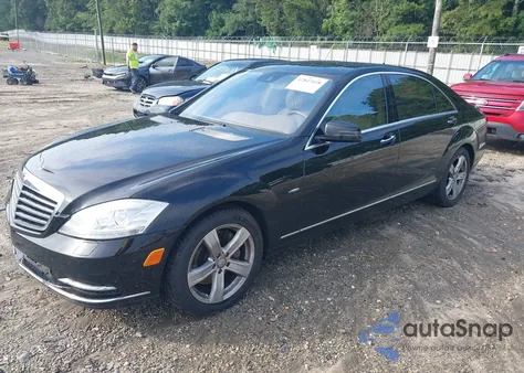 2012 Mercedes-Benz S 550 из США, поврежденный, VIN WDDNG7DB3CA448758